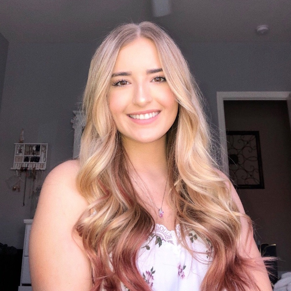 Meet your Posher, Kayla